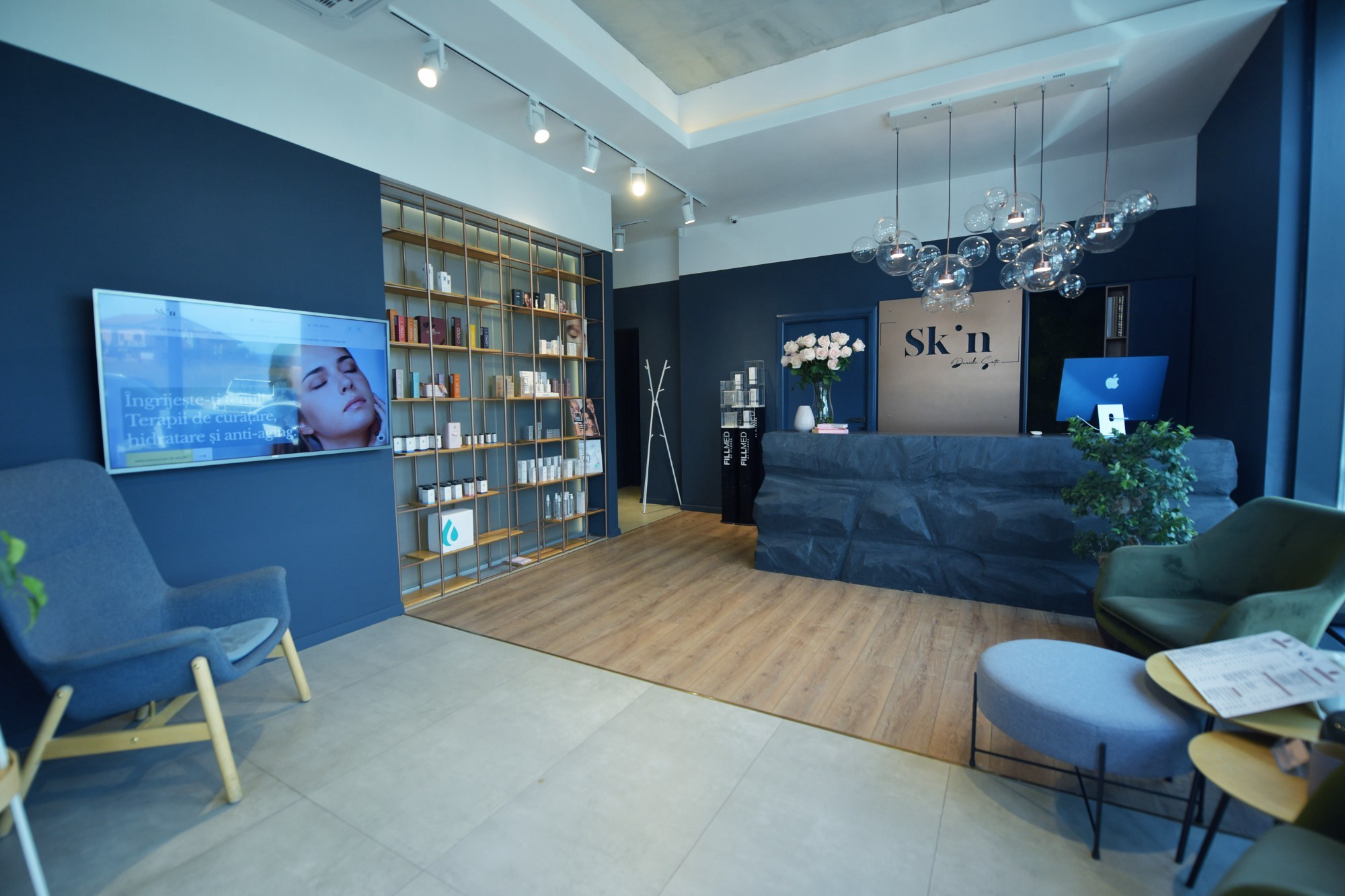 Interiorul clinicii Skin & More Constanța